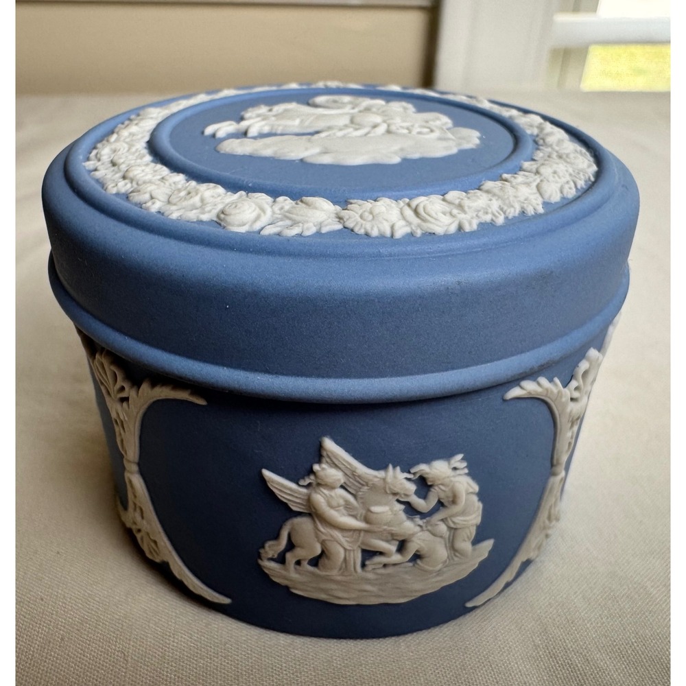 Wedgwood‎ Blue Jasperware Round Trinket Box Chariot Scene Made in England